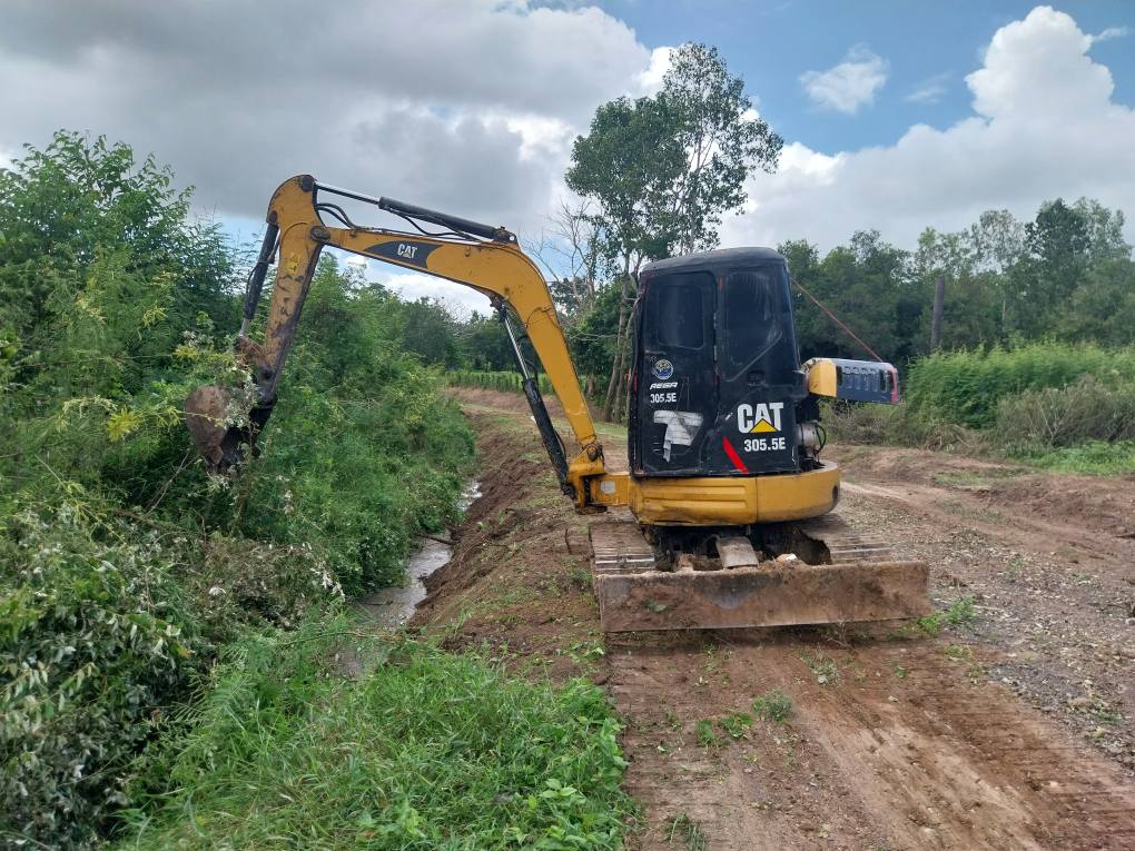 ผลงานแม็คโครอุบล